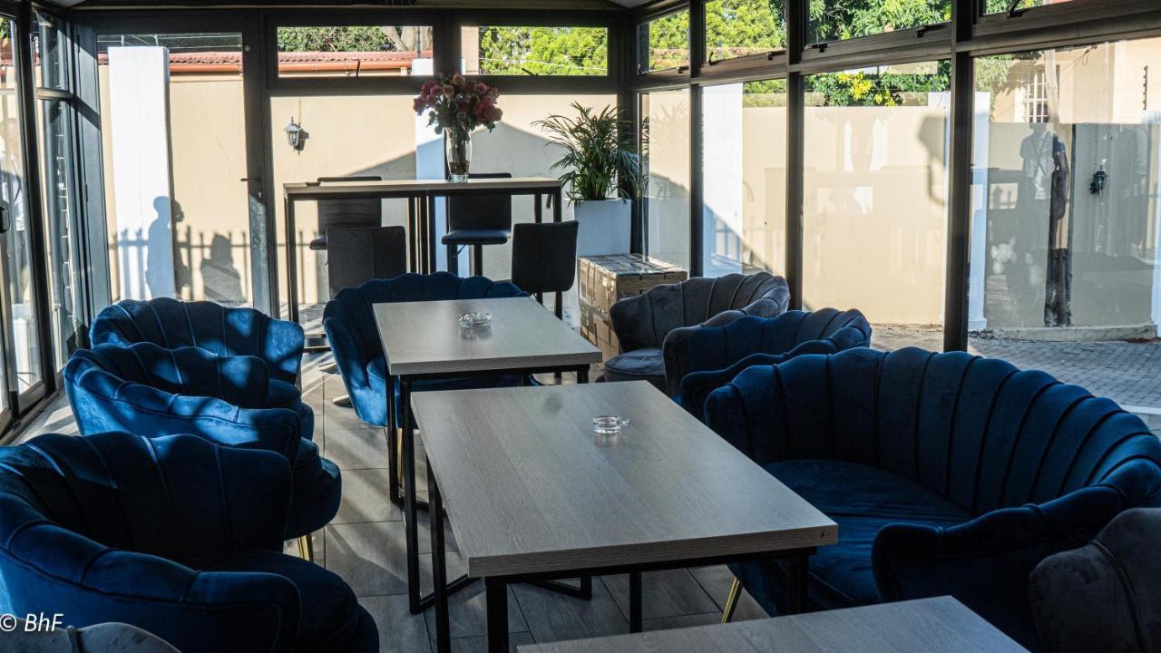 Henry George Guest House Pretoria-Noord Extérieur photo